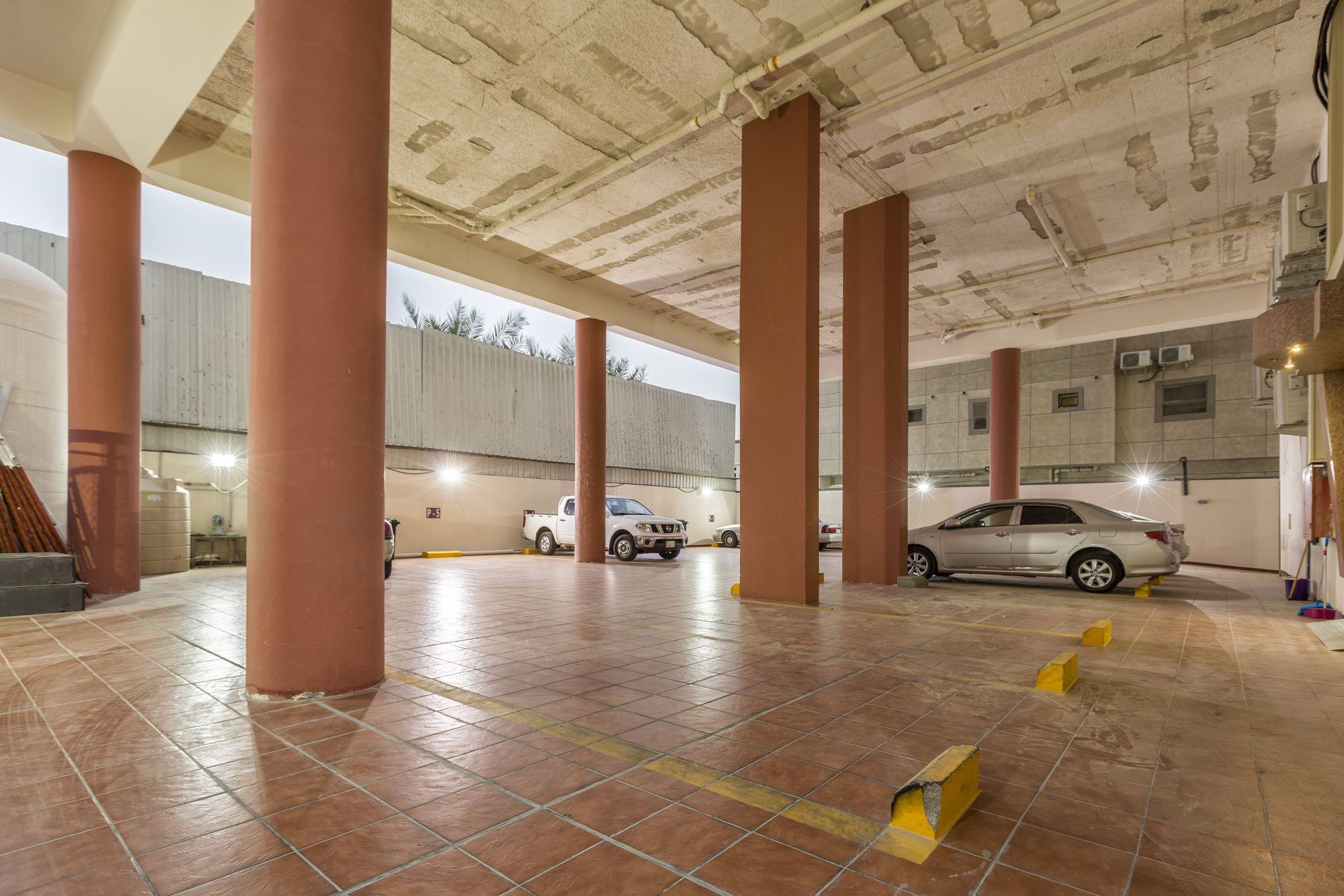 La Rive Hotels & Suites Dammam Exterior photo