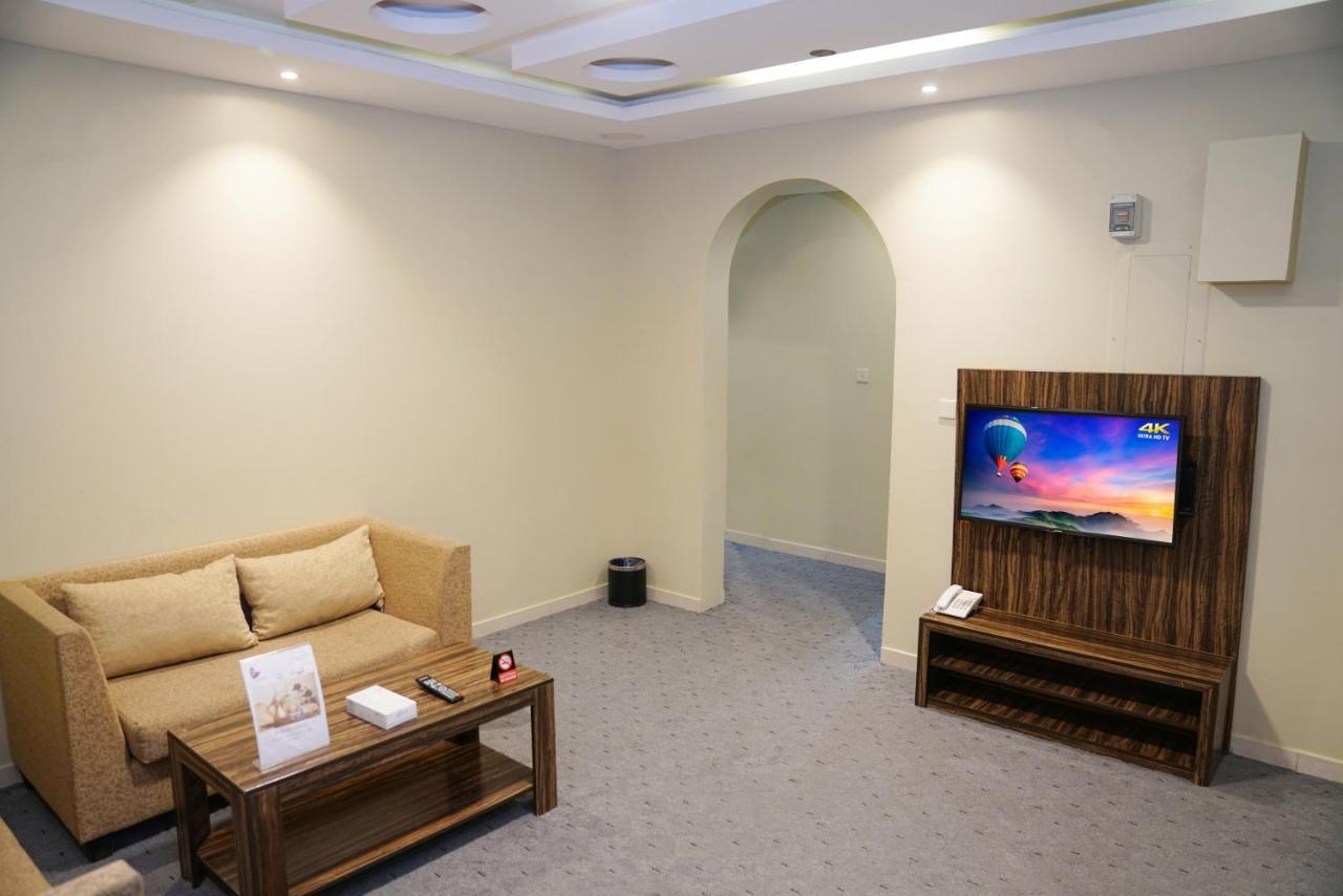 La Rive Hotels & Suites Dammam Exterior photo