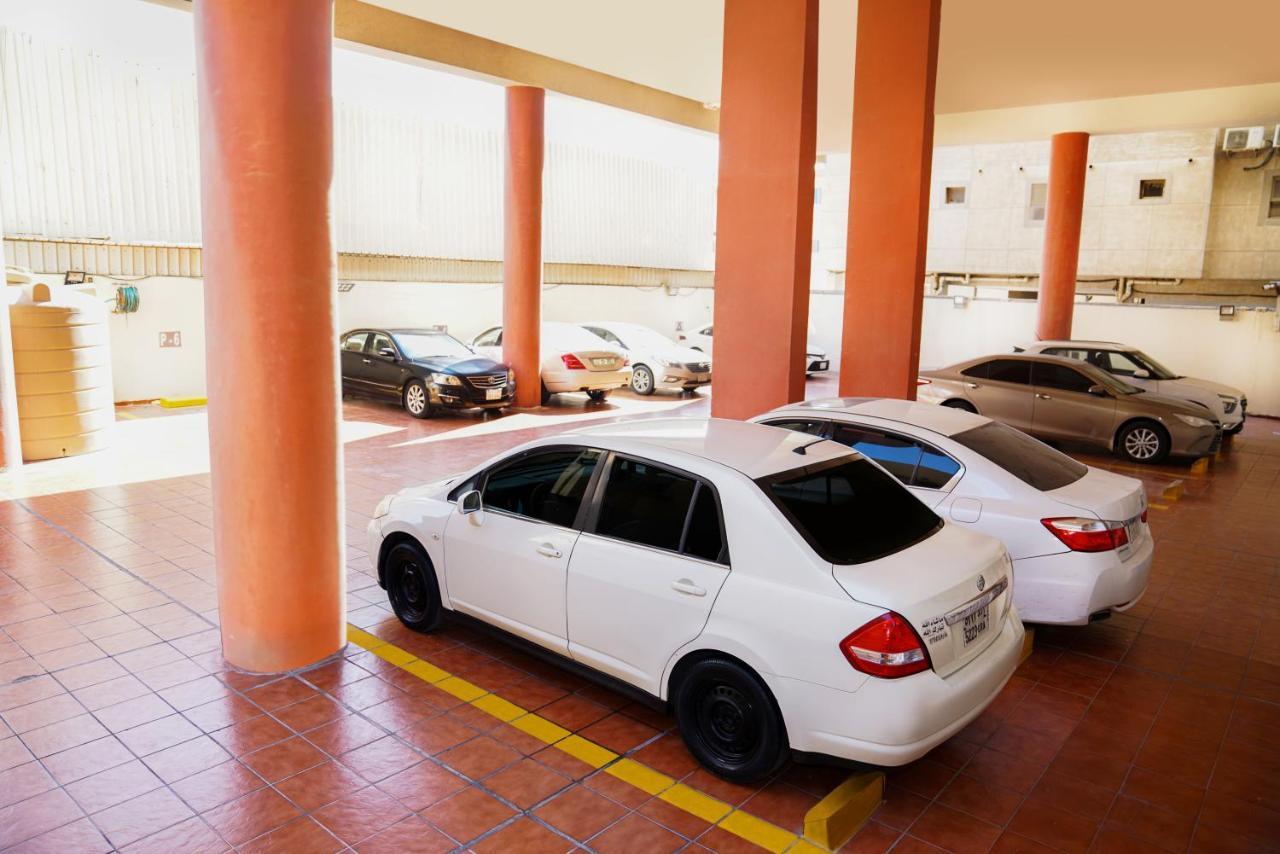 La Rive Hotels & Suites Dammam Exterior photo