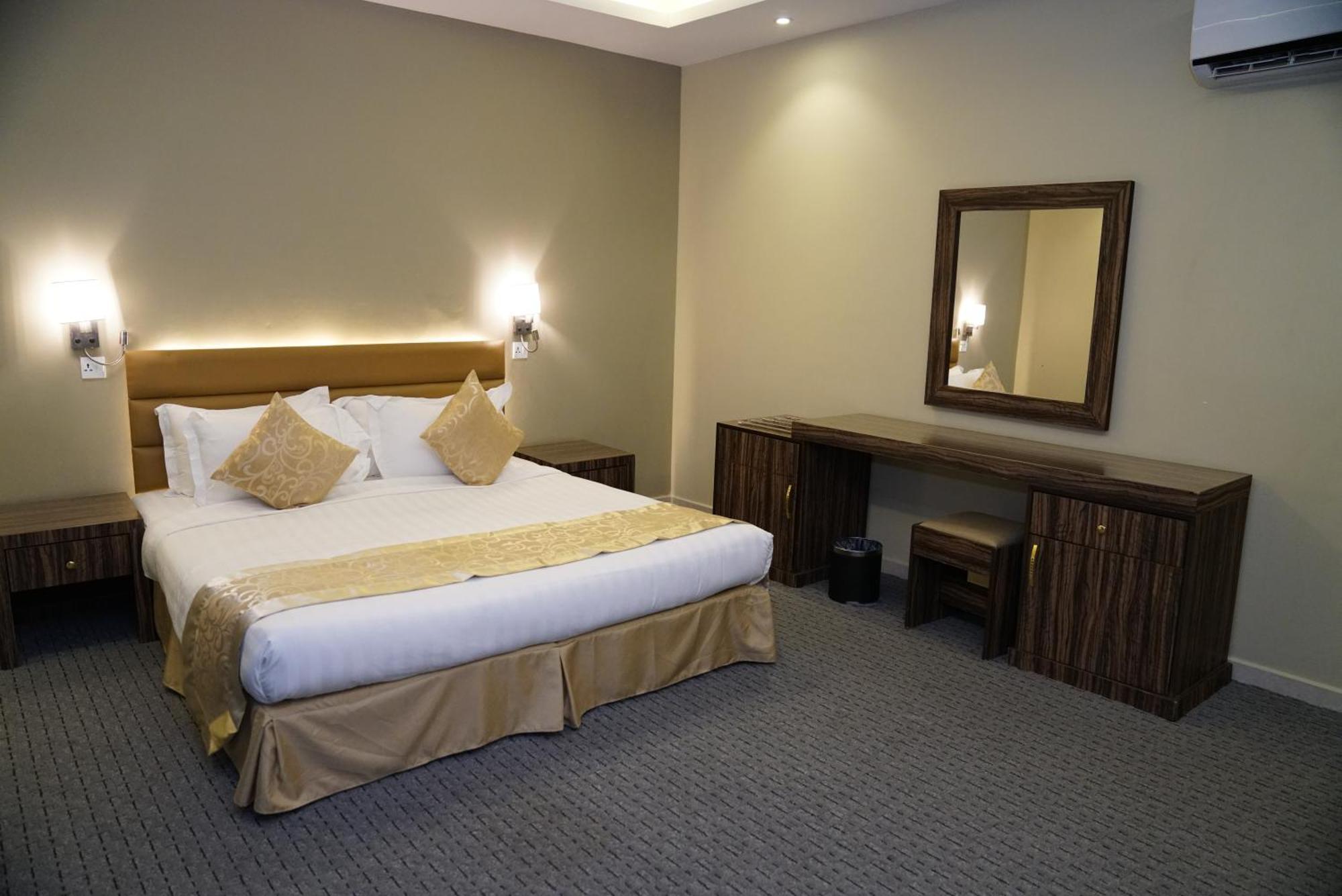 La Rive Hotels & Suites Dammam Exterior photo