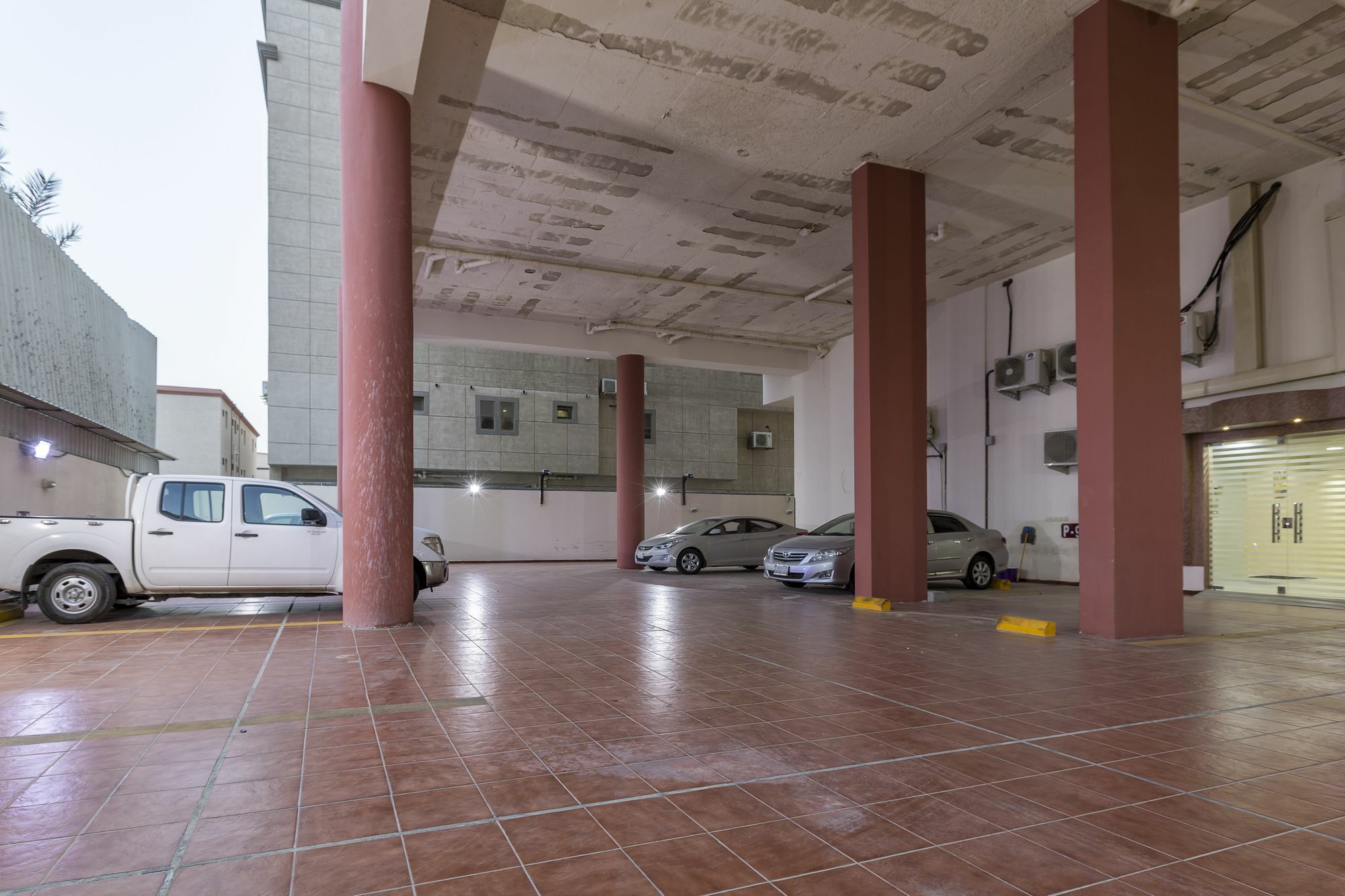 La Rive Hotels & Suites Dammam Exterior photo